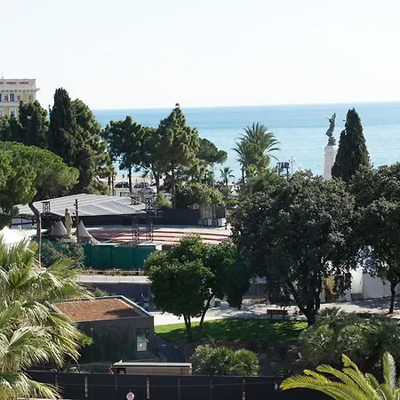 Ξενοδοχείο Ambassador Νίκαια